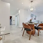 Διαμέρισμα Charming Paraiso *