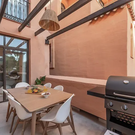 Charming Paraiso * 埃斯特波纳